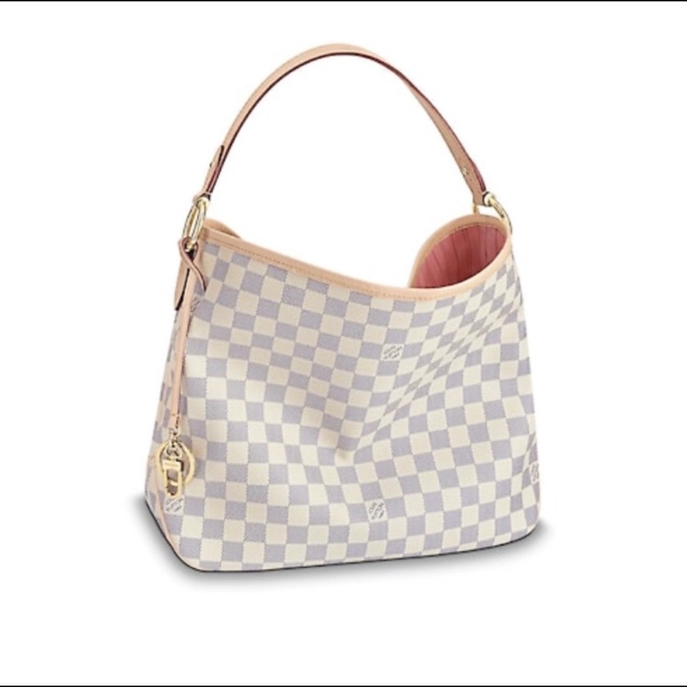 LOOKING TO BUY Louis Vuitton Delightful PM or MM